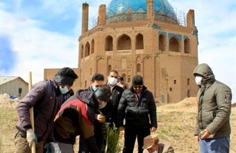 برگزاری آئین درختکاری در محوطه میراث جهانی گنبد سلطانیه