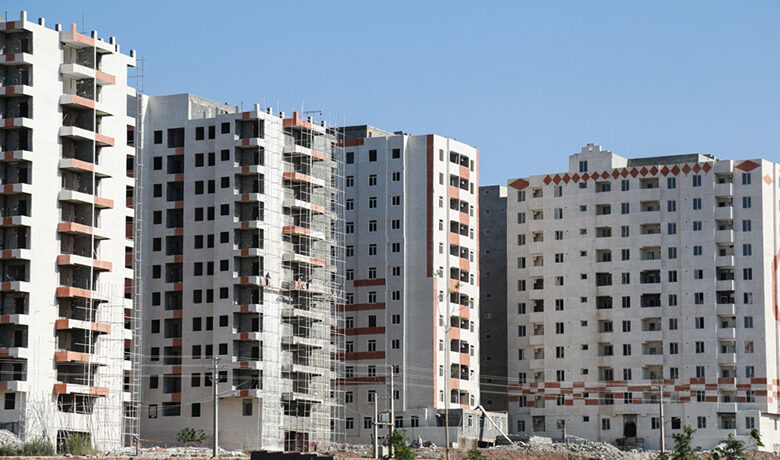 قرعه کشی مرحله اول پروژه‌های طرح نهضت ملی مسکن در شهر زنجان انجام شد