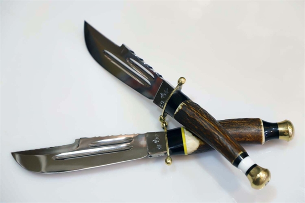 کاتالوگ معرفی چاقوی زنجان به مناسبت هفته صنایع‌دستی چاپ می شود