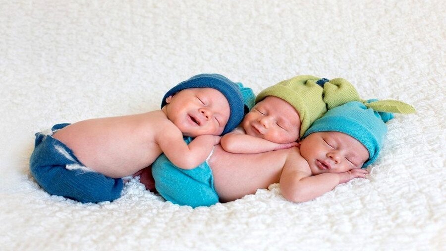 از خانواده‌های دارای فرزندان چند قلو در زنجان حمایت می شود