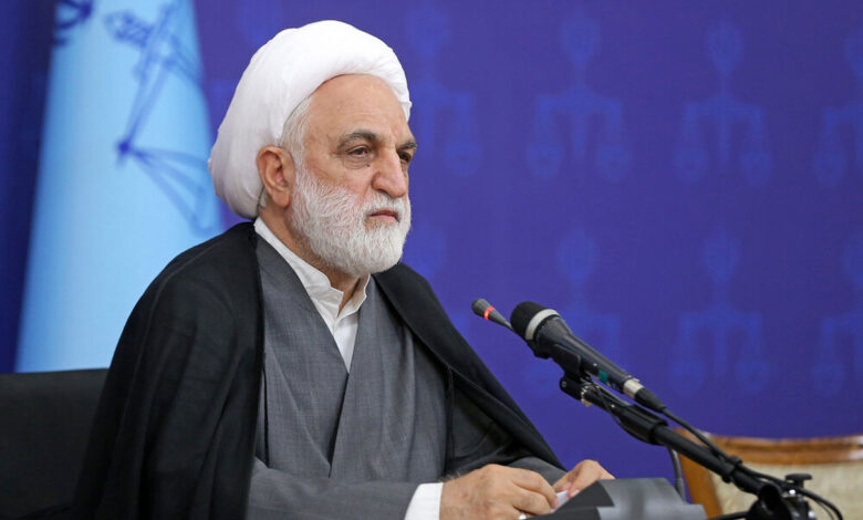 مسائل اقتصادی و معیشتی، یک زخم است که دشمن از آن سوءاستفاده می‌کند