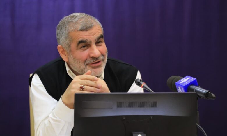 جمهوری اسلامی حق است به شرطی که راهش را ادامه بدهیم