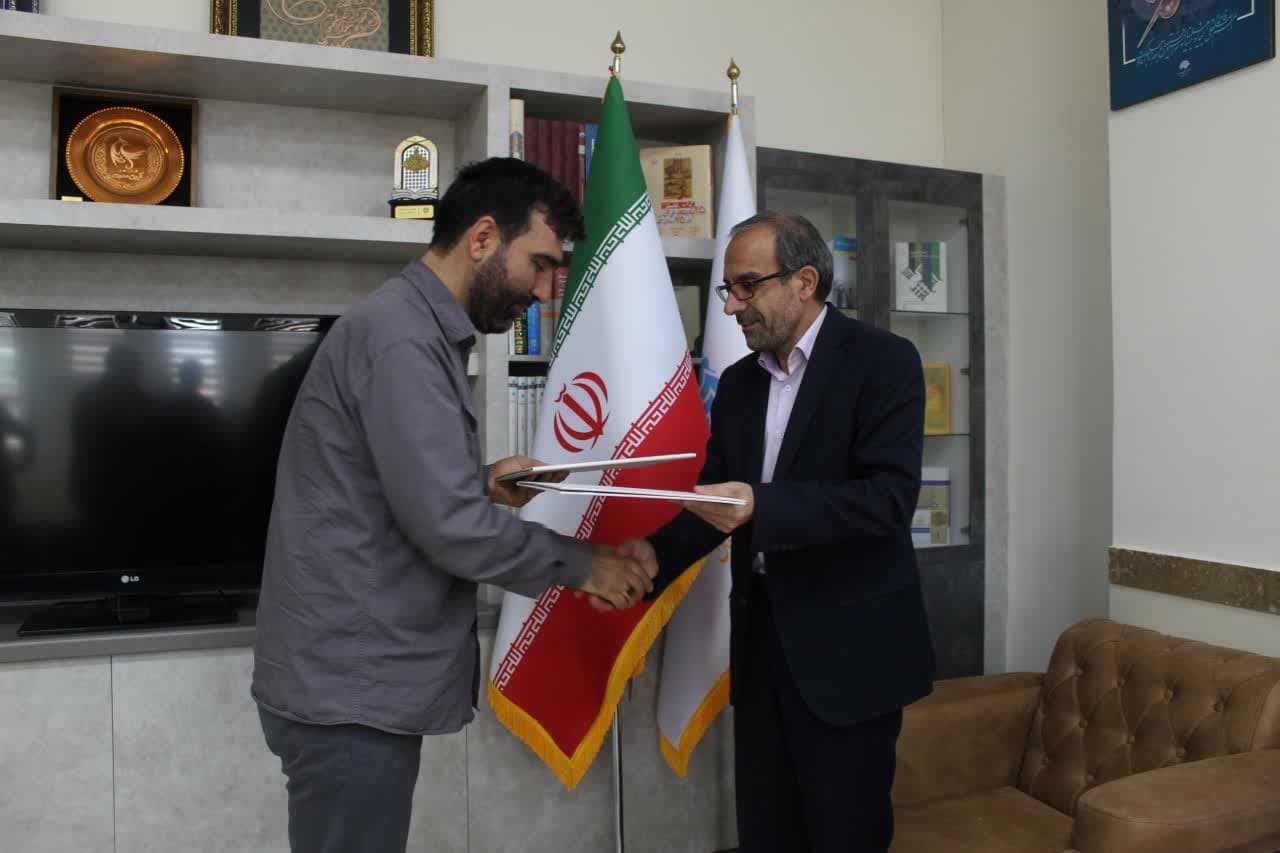 انعقاد تفاهمنامه همکاری ما بین ادارهکل ورزش و جوانان استان زنجان و ادارهکل کتابخانههای عمومی زنجان