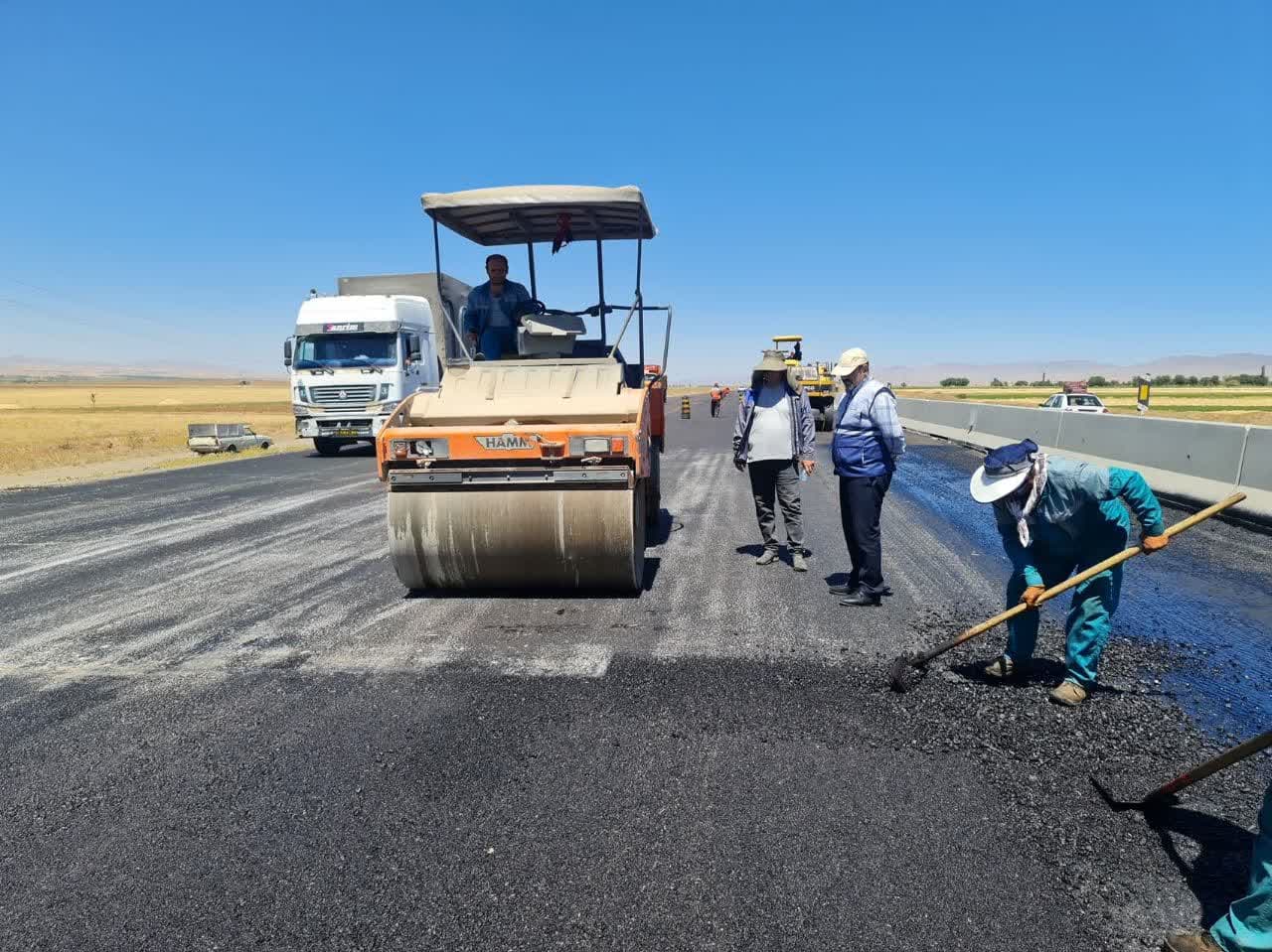 عملیات عمرانی در آزاد راه زنجان_قزوین با شتاب در حال اجرا است