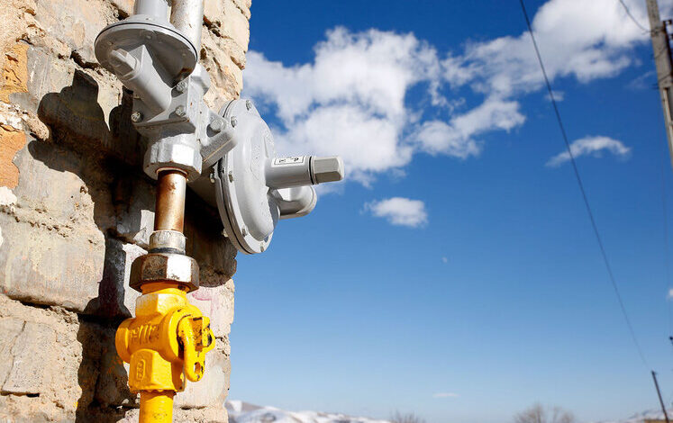 گاز رسانی به 14هزار و 845 واحد نهضت ملی مسکن