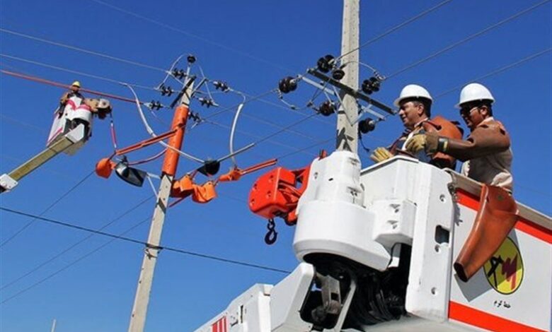 ​مقاوم سازی شبکه‌های توزیع برق شهرستان طارم در آستانه ورود به فصل زمستان