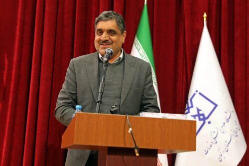 رسیدگی به مطالبات کارکنان از اولویت‌های اصلی دانشگاه است