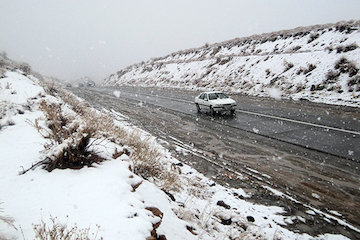 تردد در مسیرهای کوهستانی زنجان نیازمند تجهیزات ایمنی است